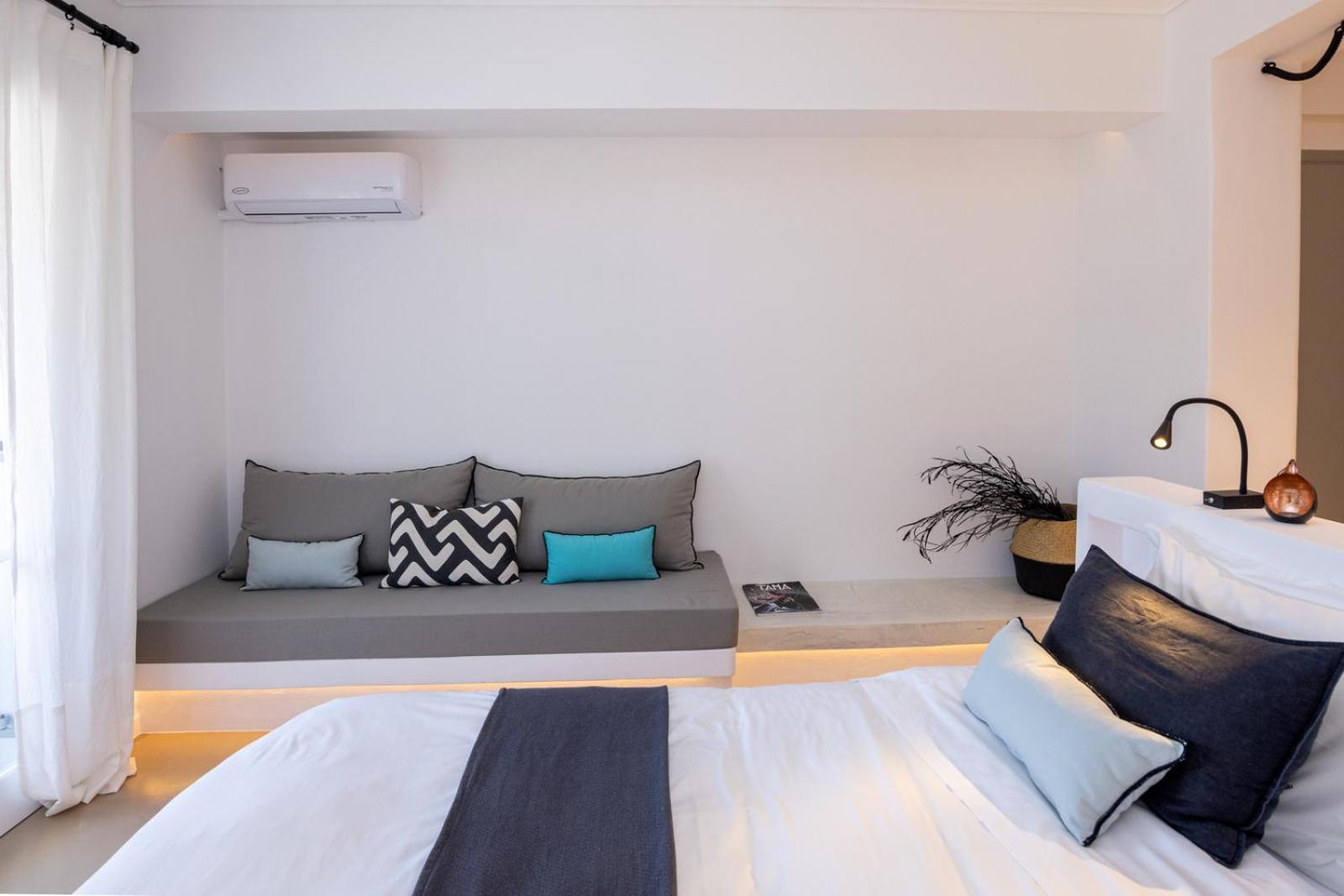 Seamento Suites Tinos Room photo